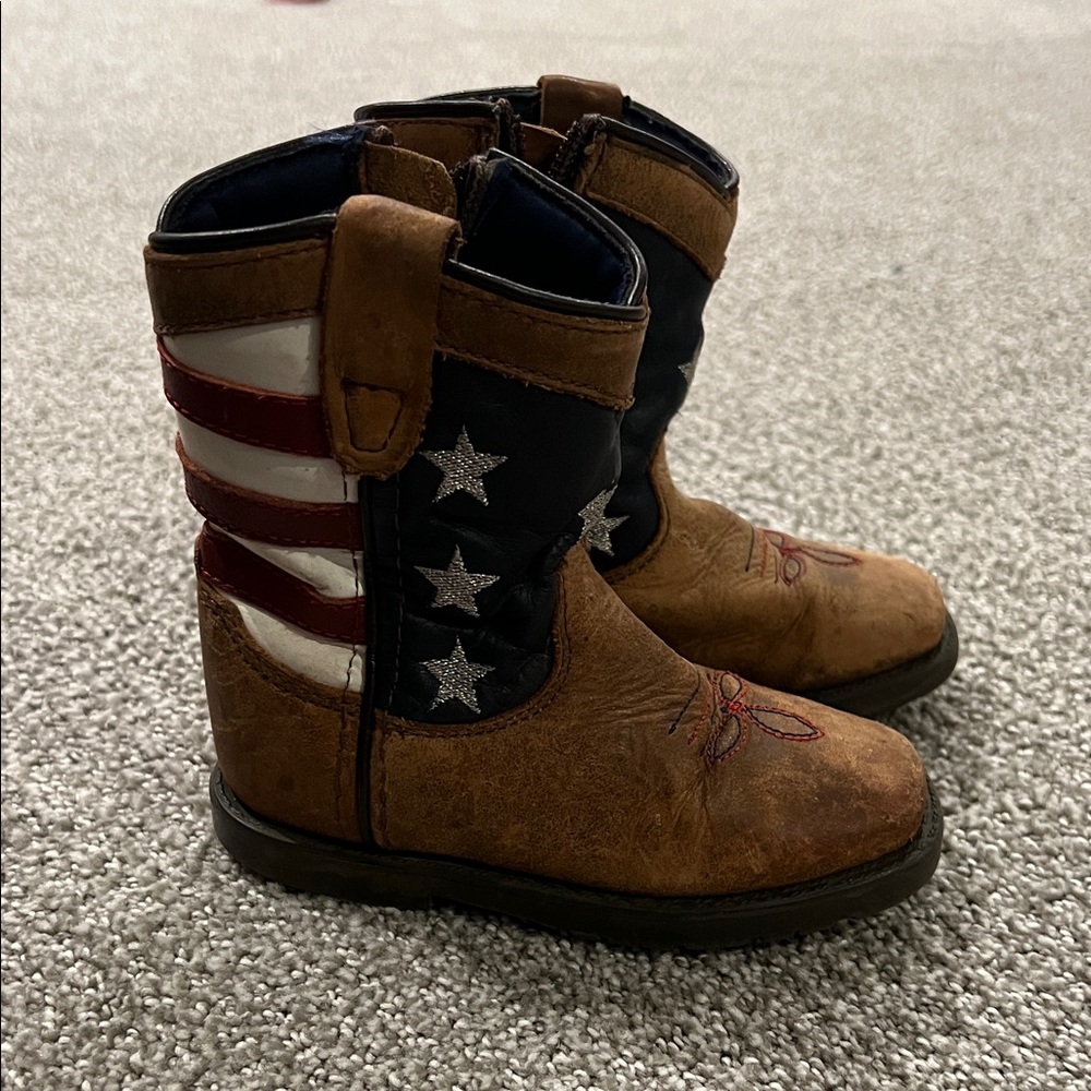 Kids Patriotic Brown Boots with Stars